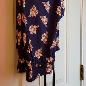 Womans Drawstring Wide Leg Style Pants (Loft)